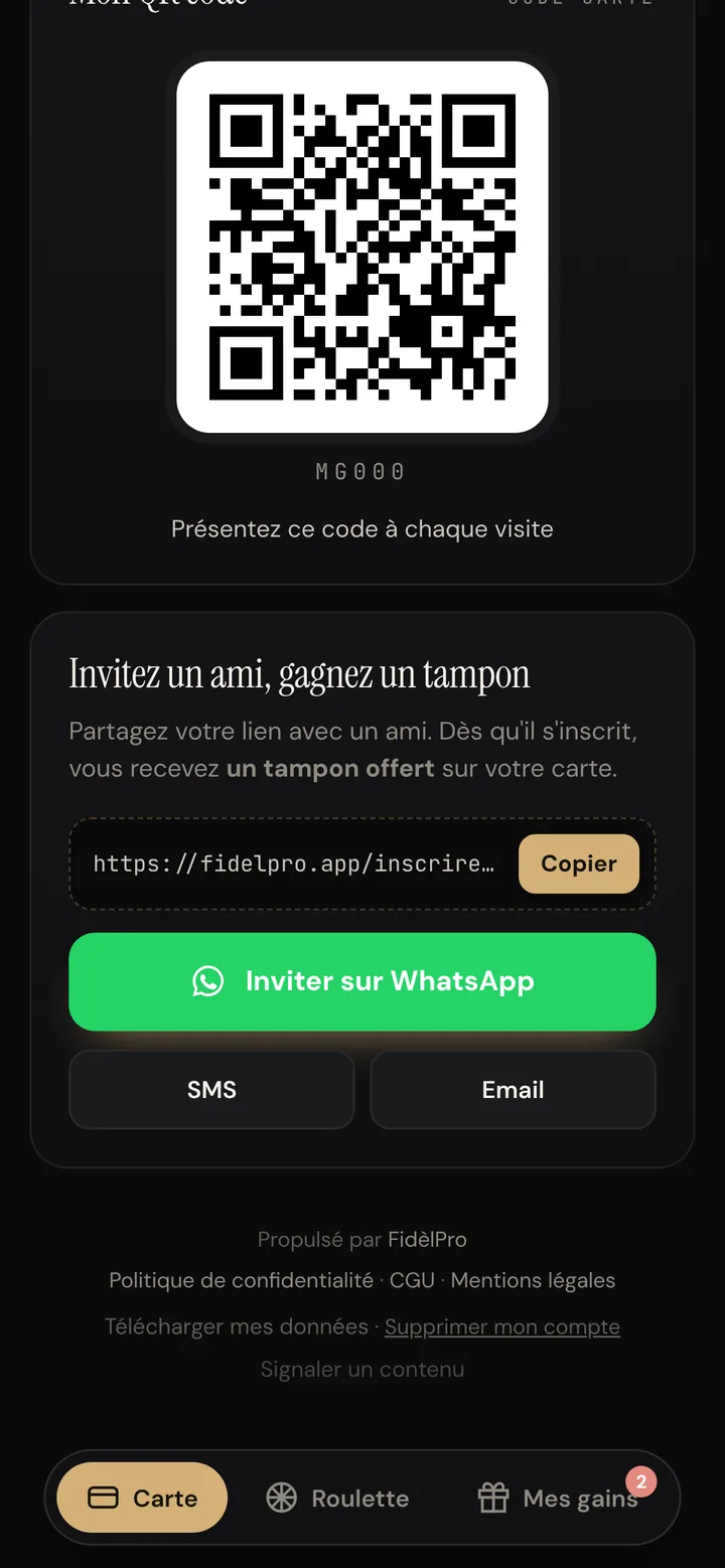 Bloc « Invitez un ami, gagnez un tampon » sur la carte client, avec un lien à copier et un bouton WhatsApp